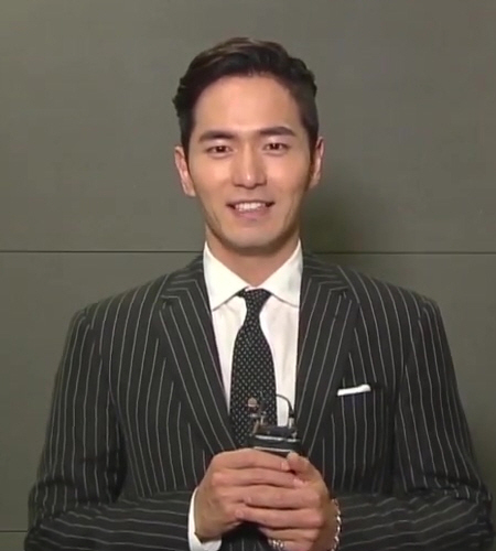 이진욱