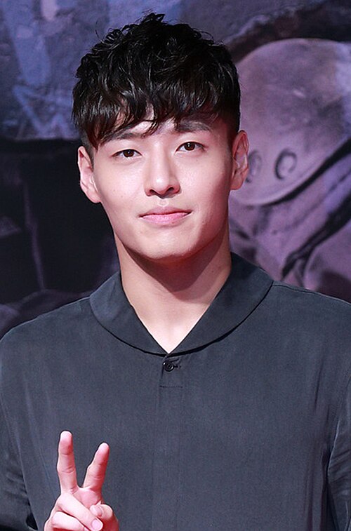 강하늘