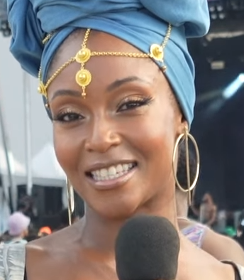 Yaya DaCosta